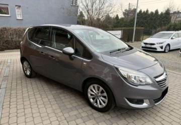 Opel Meriva II Mikrovan Facelifting 1.4 Turbo ECOTEC 120KM 2017 Opel Meriva 1,4 120KM Klimatronik Serwis 2xPDC 1.4 Benzyna 120KM, zdjęcie 3