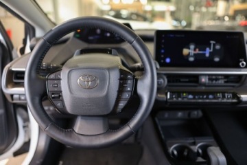 Toyota Prius V (XW60) 2.0  Hybrid Dynamic Force Plug-in 223KM 2023 Toyota Prius Plug-in Hybrid 2.0 Hybryda Plug-in 223KM, zdjęcie 17