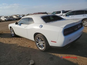 Dodge Challenger III 2022 Dodge Challenger 2022r., GT AWD, 3.6L 3.6 Benzyna 303KM, zdjęcie 3