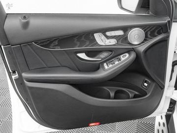 Mercedes GLC C253 Coupe 2.0 300 245KM 2018 Mercedes GLC 300 GD9C860#Coupe 300 4-Matic, zdjęcie 10