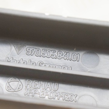 97050584101 LEVÝ VÝZTUHA ZADNÍHO NÁRAZNÍKU PORSCHE PANAMERA 970