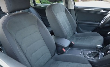 Volkswagen Tiguan II SUV 2.0 TDI 150KM 2019 Volkswagen Tiguan 2,0 TDI 150 KM DSG FULL LED BI-Xenon Nawigacja HIGH-LINE, zdjęcie 28