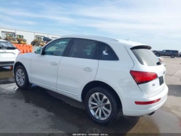 Audi Q5 I 2015 Audi Q5 2015 AUDI Q5 2.0T PREMIUM 2.0 Benzyna 220KM, zdjęcie 2