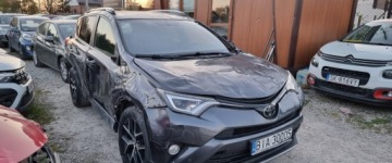 Toyota RAV4 IV 2016 Toyota RAV4 122016r, 2.0 D4D. 4x4. Uszkodzony. Poobijany. Jezdzi. 2.0, zdjęcie 1