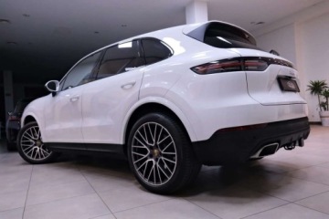 Porsche Cayenne III SUV 3.0 340KM 2021 Porsche Cayenne 3.0 Benzyna 340KM, zdjęcie 21