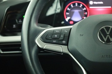 Volkswagen Golf VIII Hatchback 1.0 TSI 110KM 2022 VW Golf 1.0 TSI, Salon Polska, 1. Właściciel, zdjęcie 13