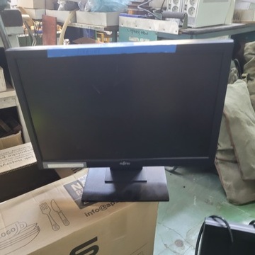 Monitor FUJITSU REV: model E19W-5 G4/A5 #1
