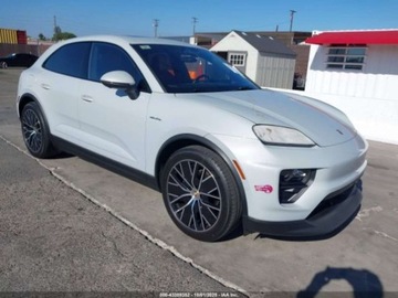 Porsche Macan 2024 Porsche Macan PORSCHE MACAN ELECTRIC 4 Elektryczny 382KM, zdjęcie 2
