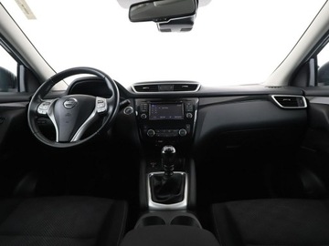 Nissan Qashqai II Crossover 1.6 DIG-T 163KM 2016 Nissan Qashqai navi klima auto grzane fotele, zdjęcie 14