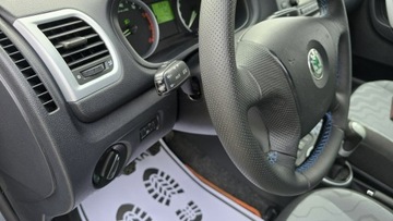 Skoda Fabia II Hatchback 1.4 i 16V 85KM 2009 Škoda Fabia Skoda Fabia Benzyna 1.4, zdjęcie 16