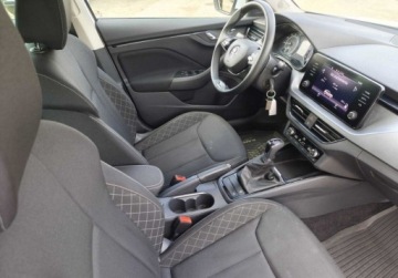 Skoda Kamiq Crossover 1.0 TSI 110KM 2023 Skoda Kamiq Ambition Pakiet Comfort, Tempomat, Kamera cofania, Asystenci,, zdjęcie 16