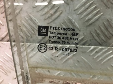 SIGNUM SKLO (OKNO) PRAVÝ ZADNÍ