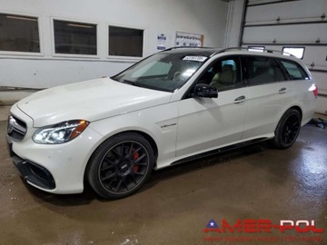 Mercedes Klasa E W212 2014 Mercedes-Benz Klasa E _E63_AMG_4Matic_V8_5.5 L_577 km_2014r 5.5 Benzyna