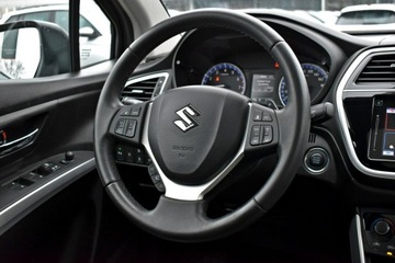 Suzuki SX4 II S-cross Facelifting 1.4 BOOSTERJET 140KM 2016 Suzuki SX4 S-Cross Bezwypadkowy / Salon Polska /, zdjęcie 18