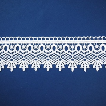 ROZETKA Z PĘTELKĄ - gipiura biała 7 cm