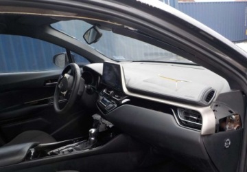 Toyota C-HR I Crossover 1.8 Hybrid 122KM 2019 Toyota C-HR Okazja 1.8 Hybryda 122KM, zdjęcie 17