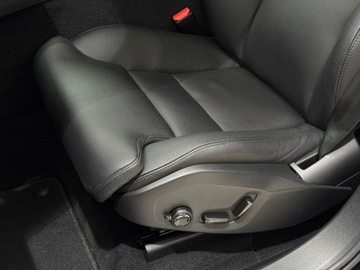 Volvo XC60 II 2022 Volvo XC 60 B5 AWD Plus Dark / 1 właściciel / Salo, zdjęcie 9