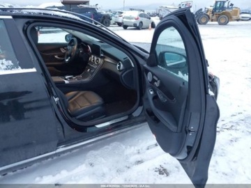 Mercedes Klasa C W205 2016 Mercedes-Benz Klasa C 2016 MERCEDES-BENZ C 300 4MATIC 2.0 Benzyna 241KM, zdjęcie 12