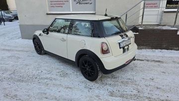 Mini One II Hatchback 1.4 95KM 2008 MINI ONE 1,4 benzyna 95 KM klima zarejestrowany 1.4 Benzyna 95KM, zdjęcie 3