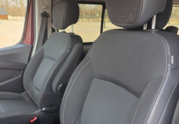 Renault Trafic III Combi 2.0 dCi  170KM 2023 Renault Trafic Spaceclass Escapade170 KMAUTOMATLozkoStolikPerfekt stanGwar, zdjęcie 8