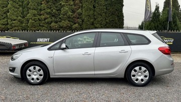 Opel Astra J Sports Tourer 1.4 Turbo ECOTEC 140KM 2012 Opel Astra Udokumentowany przebieg GWARANCJA 1.4 Benzyna 140KM, zdjęcie 7