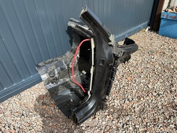 AUDI Q7 4M ПЕРЕДНЯЯ ПРАВАЯ ЧЕТВЕРТЬ ПЕРЕДНЯЯ 4M0