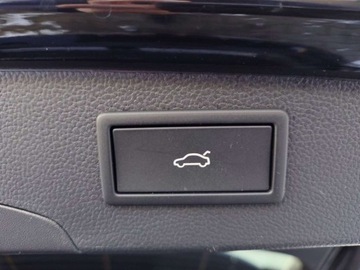 Volkswagen Passat B8 Variant Facelifting 2.0 TDI SCR 150KM 2024 Volkswagen Passat Variant Faktura VATKamery 360Zadbany Maly przebiegElegan, zdjęcie 9