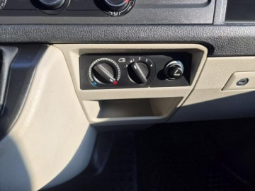 Volkswagen Caravelle T6 2017 Volkswagen Transporter Tdi 9 os, zdjęcie 17