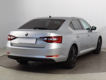 Skoda Superb III Liftback 2.0 TDI 150KM 2018 Skoda Superb 2.0 TDI, Salon Polska, Automat, Navi, zdjęcie 4