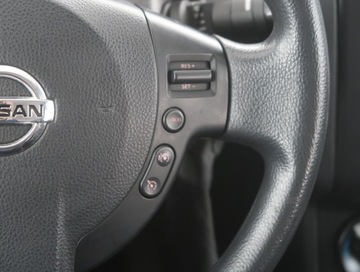Nissan Qashqai I Crossover Facelifting  1.6 117KM 2012 Nissan Qashqai 1.6, Klima, Tempomat, zdjęcie 16