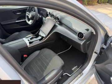 Mercedes Klasa C W206 Kombi 2.0 220d 200KM 2024 Mercedes Klasa C 220d 9G-TRONIC AMG Line 2024r Perfekcyjny! Możliwa zamiana, zdjęcie 15