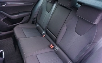 Skoda Octavia IV Liftback 1.5 TSI EVO 150KM 2021 Skoda Octavia eTSI Liftback Style Dynamic 1.5 Benzyna 150KM, zdjęcie 19