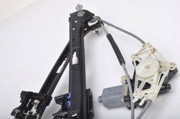 PORSCHE MACAN ZVEDÁK OKNO LEVÝ PŘEDNÍ 95B837461A