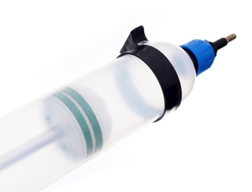 БОЛЬШОЙ МАСЛЯНЫЙ ШПРИЦ 1500 МЛ