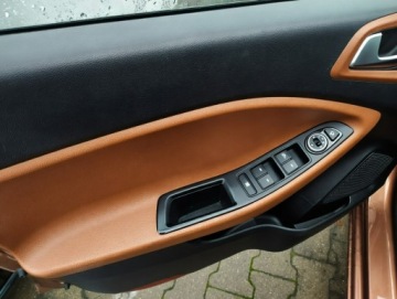 Hyundai i20 II Coupe 1.2 MPI 84KM 2016 Hyundai i20 1.2 84KM,Podgrzewane fotele i kierowni, zdjęcie 7