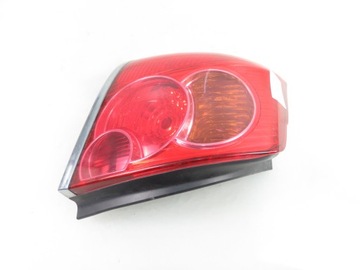 SVĚTLO LEVÝ ZADNÍ TOYOTA AVENSIS II LIFTBACK T25