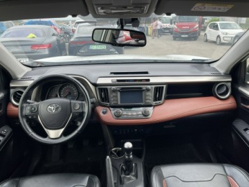 Toyota RAV4 IV MPV D-4D 125 124KM 2015 Toyota RAV-4 PL Executive 4x4 Skóra Kamera, zdjęcie 7