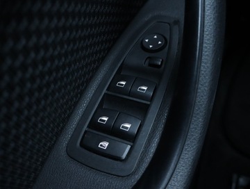 BMW X1 F48 2017 BMW X1 sDrive18i, Salon Polska, Serwis ASO, zdjęcie 23