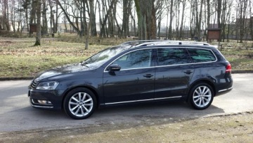 Volkswagen Passat B7 Variant 2.0 TDI CR DPF BlueMotion 170KM 2012 PASSAT .. Panorama .. Klimatronik .. Kamera .. Nawigacja .. 2 x PDC .., zdjęcie 25