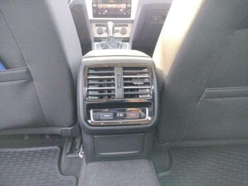 Volkswagen Passat B8 Limousine 1.8 TSI BlueMotion Technology 180KM 2017 Volkswagen Passat Salon PL, FV23, ACC, ASO, DSG 1.8 Benzyna 180KM, zdjęcie 24