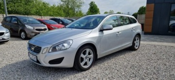 Volvo V60 I Kombi 1.6 DRIVe 115KM 2011 Volvo V60 Super Stan Bezwypadkowy, zdjęcie 1