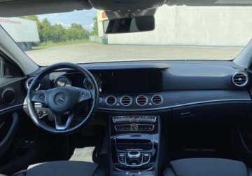 Mercedes Klasa E W213 Kombi 2.0 220d 194KM 2017 Mercedes-Benz Klasa E Avantgarde I 195 KM I Vat23 I Lexus Leszno Toyota M, zdjęcie 3