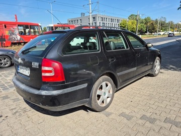 Skoda Octavia II Kombi 1.6 i 16V FSI 115KM 2008 SKODA OCTAVIA II Combi (1Z5) 1.6 FSI 115 KM, zdjęcie 6