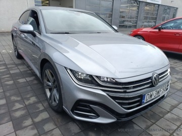 Volkswagen Arteon Fastback Facelifting 2.0 TSI 190KM 2022 Volkswagen Arteon |Virtual Cockpit| R-Line| Kierow, zdjęcie 2