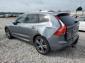 Volvo XC60 II 2021 Volvo XC 60 Volvo XC60 T5 AWD Momentum 2.0 Benzyna 258KM, zdjęcie 3