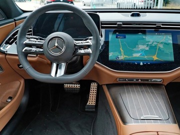 Mercedes Klasa E W214 Sedan 2.0 200 204KM 2024 MERCEDES-BENZ E Klasa 200 AMG Sedan 2.0 (204KM) 2024, zdjęcie 8