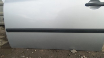 DVEŘE LEVÉ NEBO PRAVÉ PŘEDNÍ SKODA OCTAVIA I SEDAN 9102