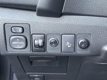 Toyota Auris II Touring Sports Facelifting 1.8 Hybrid 136KM 2017 Toyota Auris Hybrid 135 Premium II (2012-) Hybrid, zdjęcie 16