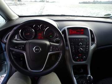 Opel Astra J Hatchback 5d 1.4 Twinport ECOTEC 100KM 2010 OPEL ASTRA J 1,4 BENZ 116000 TYS KM AUTO Z NIEMIEC, zdjęcie 17