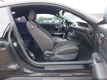 Ford Mustang VI 2021 Ford Mustang Ecoboost Fastback, 2021r., 2.3L 2.3 Benzyna 310KM, zdjęcie 8